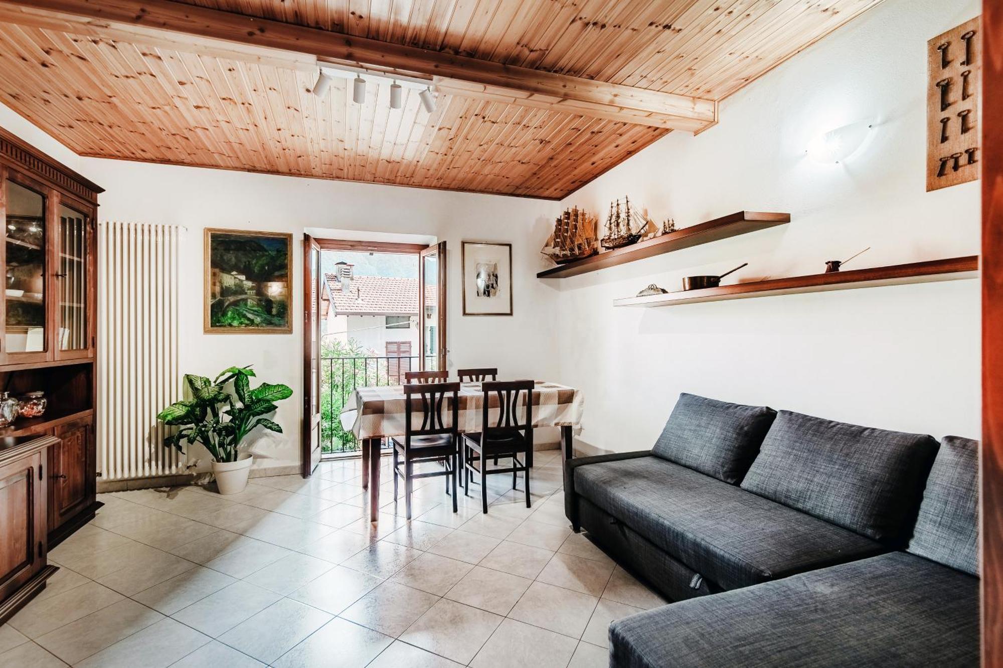 Colonno Delizioso Bilocale Vista Lago מראה חיצוני תמונה